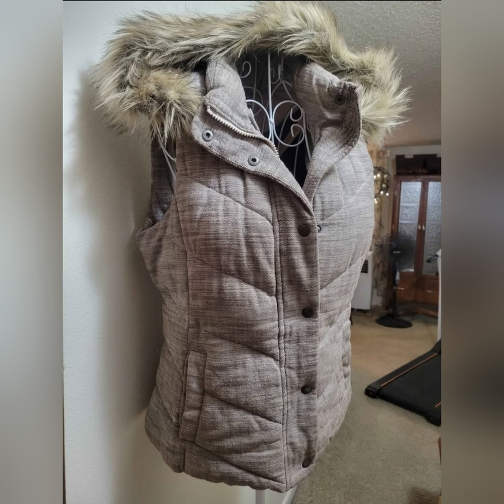 Womans Jacket - Picture 2 of 11